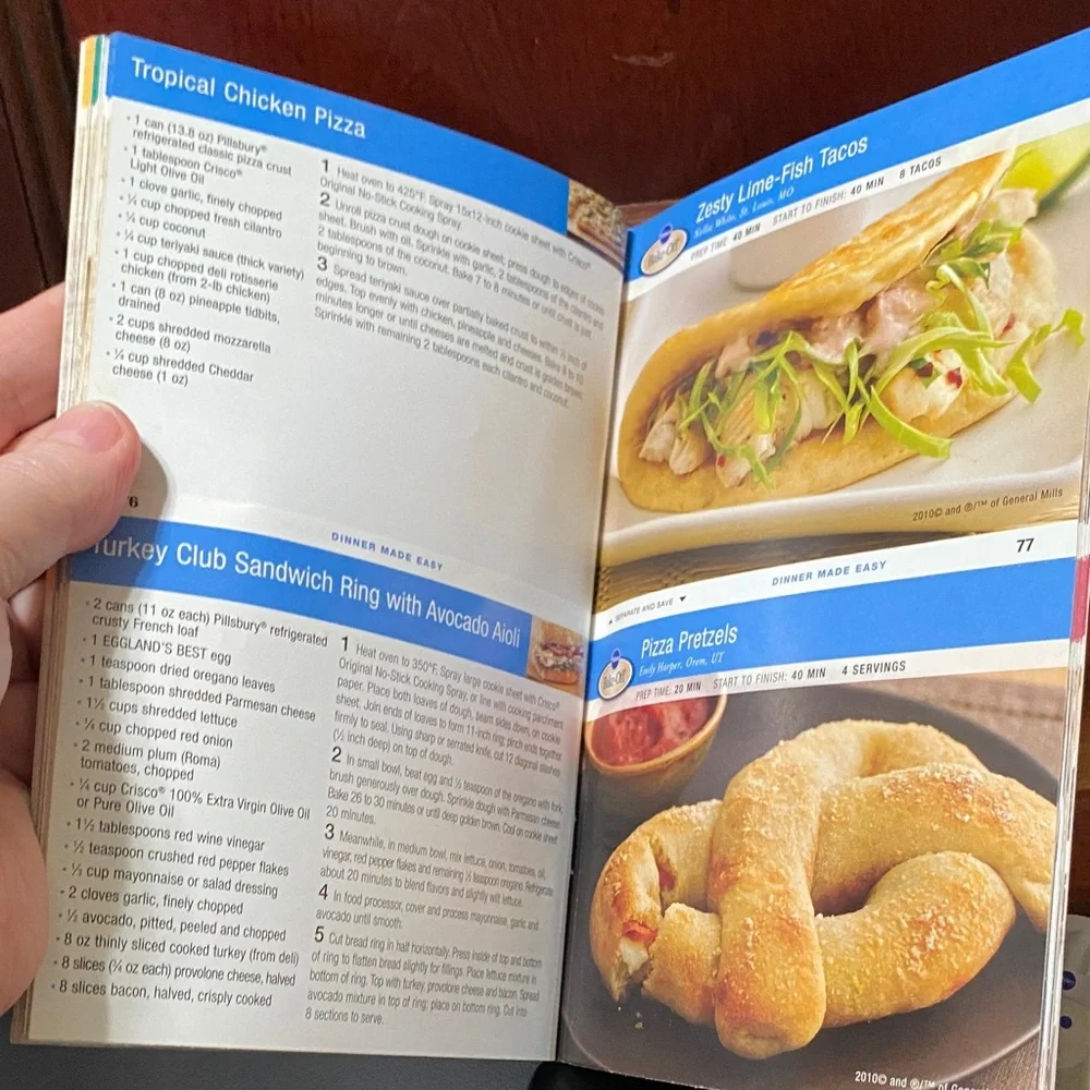 Pillsbury magazine cookbooks set of four Recipe Book Collection
